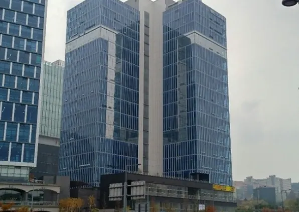 에이스광교타워3차 건물 외관