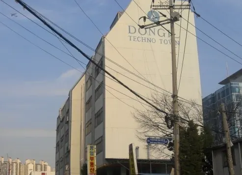 동일테크노타운 A 건물 외관