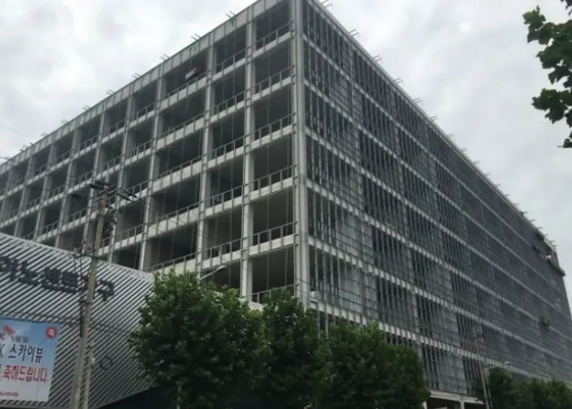 L I 지식산업센터 건물 외관