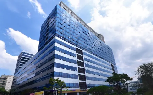 성남 SK V1 TOWER 건물 외관