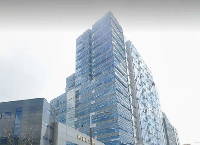 에이스 하이테크시티군포 건물 외관