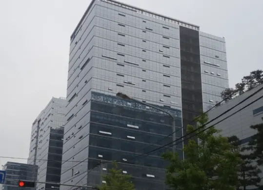 가산SKV1센터 건물 외관